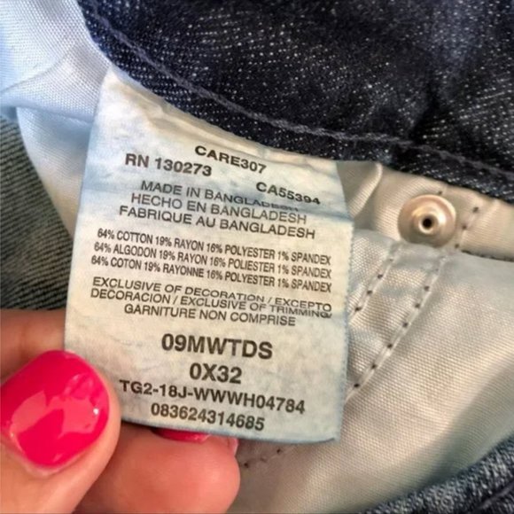 WRANGLER Straight Leg Ripped Jeans, Beautiful Dark Wash Sz 0 - Picture 9 of 9